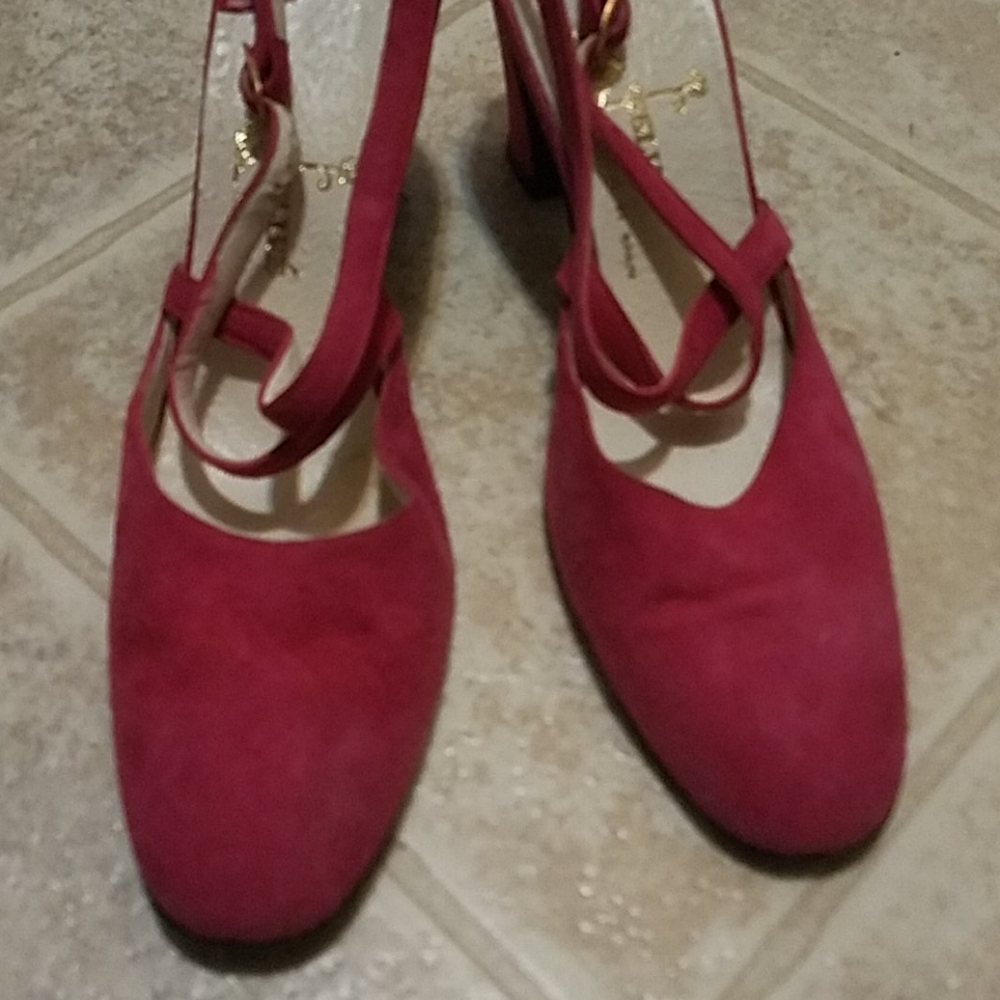 Vintage Felipe pink suede strappy low heels Sz6N - Picture 2 of 7